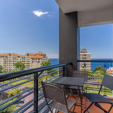 Forum Apartment Funchal Dış mekan fotoğraf